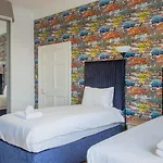 Pensión Guestready - Charming House In