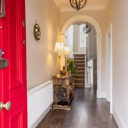 Гостевой дом Guestready - Charming House In Дублин