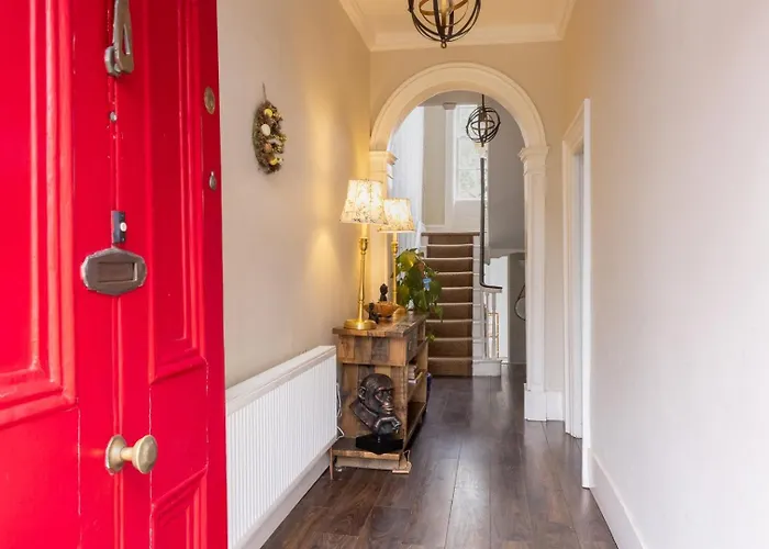 Maison d'hôtes Guestready - Charming House In Dublin
