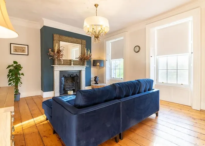 Maison d'hôtes Guestready - Charming House In Dublin